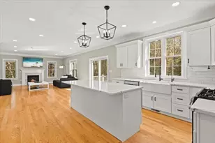 5 Baron Dr, Easton, MA 02356 - Photo 9