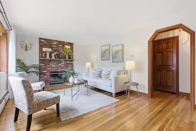 3 Juniper St, Burlington, MA 01803 - Photo 5