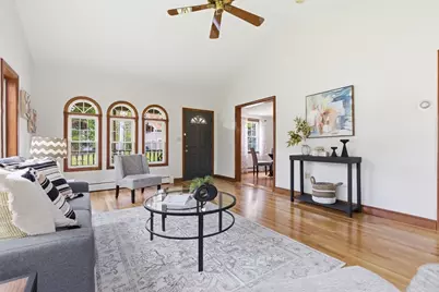 3 Juniper St, Burlington, MA 01803 - Photo 13
