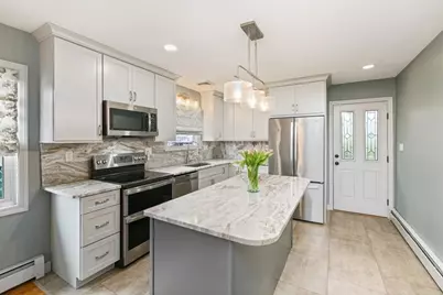 15 Erhardt Terrace, Methuen, MA 01844 - Photo 5