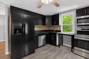 38 Prescott, Haverhill, MA 01832 - Photo 3