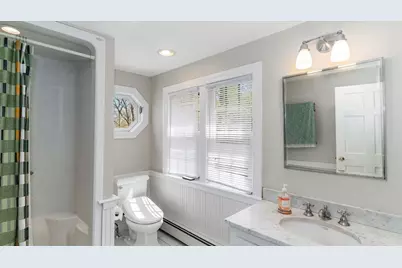 51 Lynn Fells Pkwy, Melrose, MA 02176 - Photo 27
