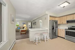 29 Hammersmith Dr, Saugus, MA 01906 - Photo 31