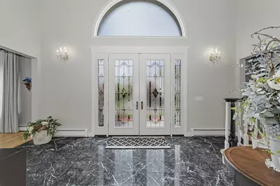 29 Hammersmith Dr, Saugus, MA 01906 - Photo 3