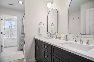 396 Elmwood Ave, Holden, MA 01522 - Photo 23