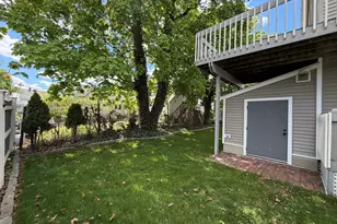 58 Dix St, Waltham, MA 02453 - Photo 17