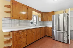 14 Prentiss St, Malden, MA 02148 - Photo 9