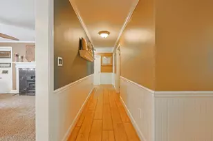 24 Waldo St, Dracut, MA 01826 - Photo 15