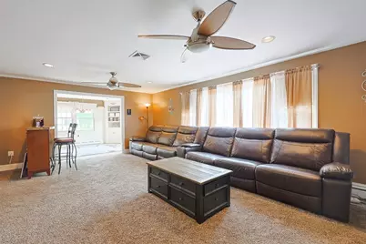 24 Waldo St, Dracut, MA 01826 - Photo 11