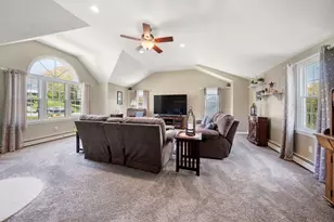 29 S Central St, Milford, MA 01757 - Photo 15