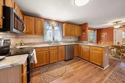 29 S Central St, Milford, MA 01757 - Photo 11