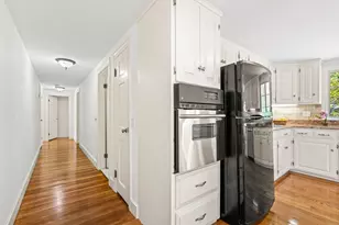 53 Summer St, Danvers, MA 01923 - Photo 23