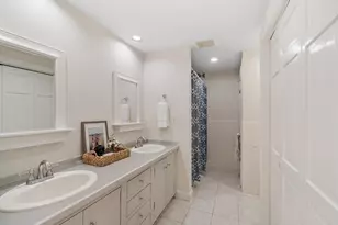 152 Oak St, Reading, MA 01867 - Photo 23