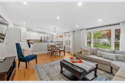 152 Oak Street, Reading, MA 01867 - Photo 5