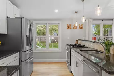 152 Oak Street, Reading, MA 01867 - Photo 11