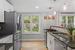 152 Oak St, Reading, MA 01867 - Photo 11