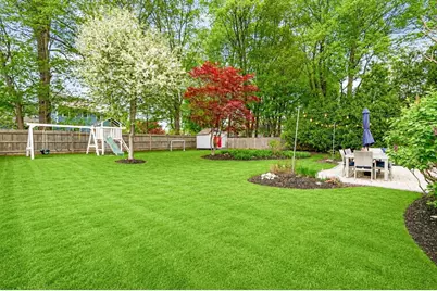 152 Oak Street, Reading, MA 01867 - Photo 3