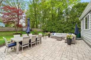152 Oak St, Reading, MA 01867 - Photo 35