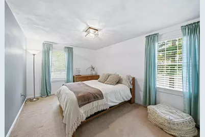35 Buena Vista Dr, Attleboro, MA 02703 - Photo 17