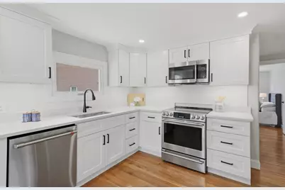 222 Park Street, Stoneham, MA 02180 - Photo 9