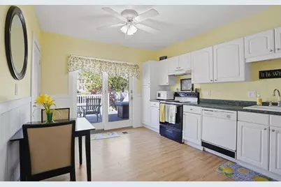 6-8 Gibbon Avenue, Milford, MA 01757 - Photo 11