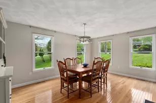 16 Kings Row, North Reading, MA 01864 - Photo 7