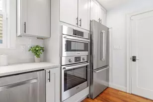 5 Lexington Ave, Boston, MA 02129 - Photo 5