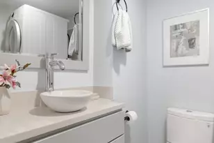 5 Lexington Ave, Boston, MA 02129 - Photo 13