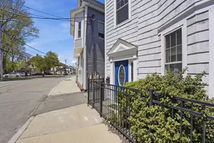 112 Washington St, Medford, MA 02155 - Photo 25