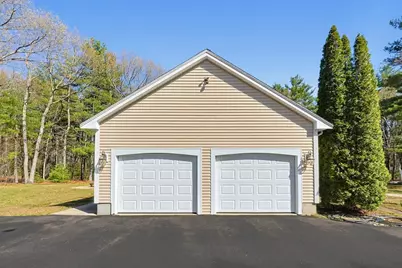 5 Chestnut St, Plainville, MA 02762 - Photo 33