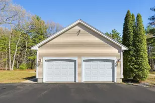 5 Chestnut St, Plainville, MA 02762 - Photo 33
