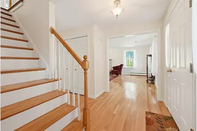 5 Chestnut St, Plainville, MA 02762 - Photo 13