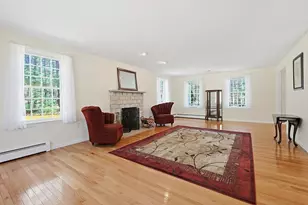 5 Chestnut St, Plainville, MA 02762 - Photo 11