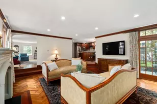 14 Arlmont St, Arlington, MA 02476 - Photo 3