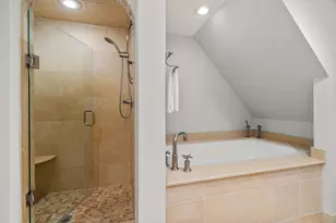 14 Arlmont St, Arlington, MA 02476 - Photo 15