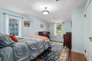 14 Arlmont St, Arlington, MA 02476 - Photo 17