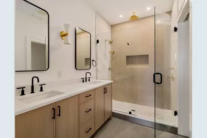 19 South Waverly St #19, Boston, MA 02135 - Photo 29