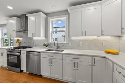 170 Bradford St #2, Everett, MA 02149 - Photo 9