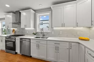 170 Bradford St, Everett, MA 02149 - Photo 9