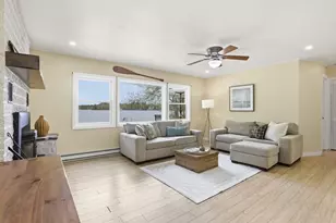 32 Hemlock Dr, Lunenburg, MA 01462 - Photo 7