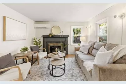 567 Poplar St, Boston, MA 02131 - Photo 7