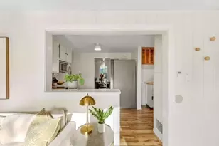 567 Poplar St, Boston, MA 02131 - Photo 17