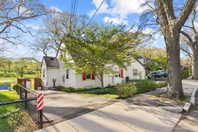 567 Poplar St, Boston, MA 02131 - Photo 29