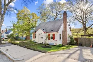 567 Poplar St, Boston, MA 02131 - Photo 3