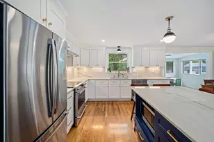 2 Casey St, Canton, MA 02021 - Photo 7