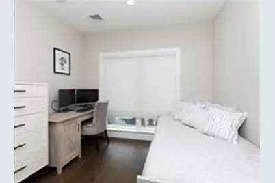 214 Market St #403, Boston, MA 02135 - Photo 9