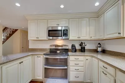 35 Blueberry Lane, Reading, MA 01867 - Photo 7