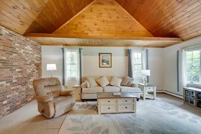 35 Blueberry Lane, Reading, MA 01867 - Photo 3