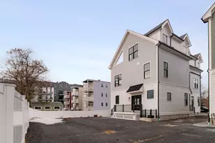 19 S Waverly St, Boston, MA 02135 - Photo 35