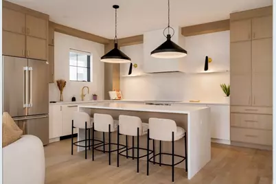 19 South Waverly St, Boston, MA 02135 - Photo 9